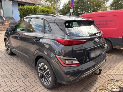 Hyundai Kona 2023, photo 6/10