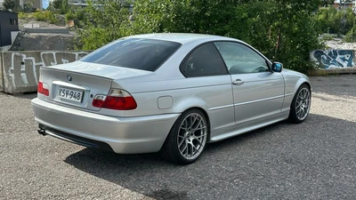 BMW 330 Ci Coupe 2001, kuva 4/9