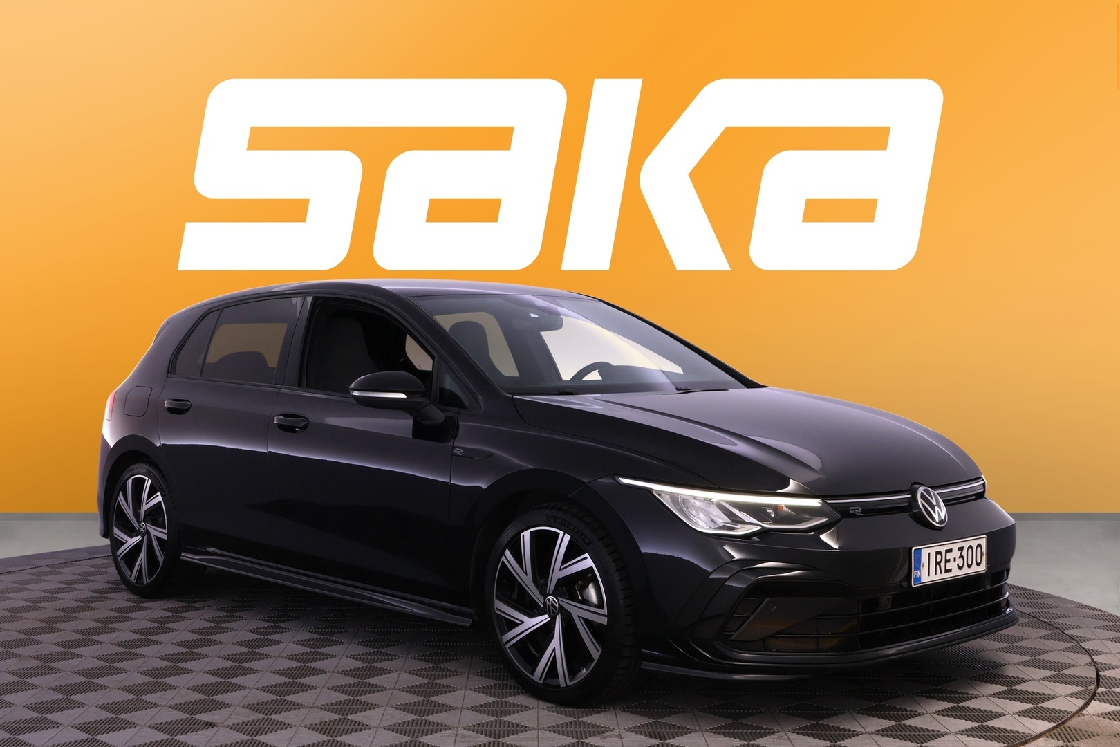 Volkswagen Golf R-Line 1,5 eTSI 110 kW (MHEV) DSG-automaatti