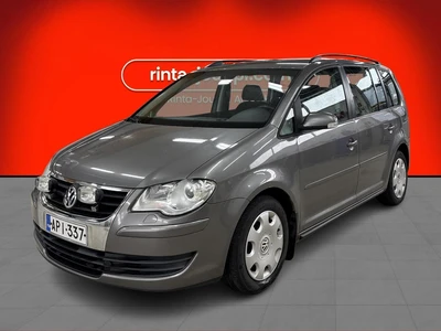 Volkswagen Touran 2008, photo 1/47