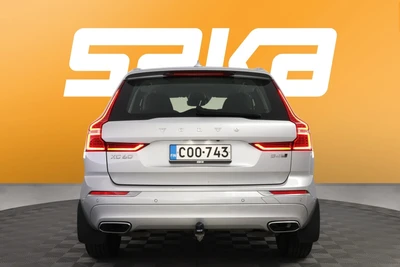 Volvo XC60 B4 AWD MHEV Inscription aut 2020, photo 7/35