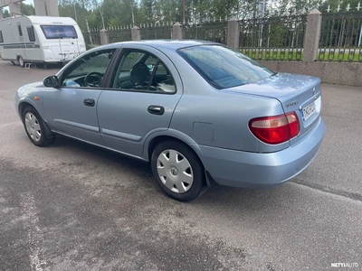 Nissan Almera 1,5 Luxury 4-ov. 2004, photo 3/6