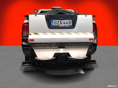 Toyota Hilux 2020, photo 7/35