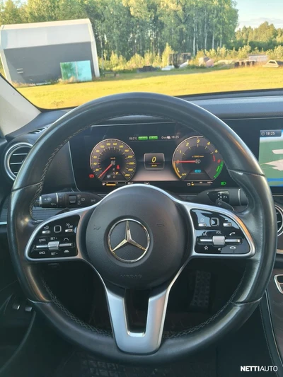 Mercedes-Benz E 2020, kuva 7/10