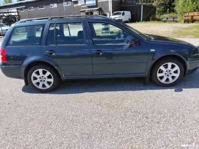 Volkswagen Golf 1.6 77kw pacific 2005, kuva 4/15