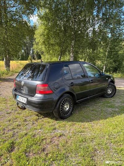 Volkswagen Golf 2001, kuva 1/10
