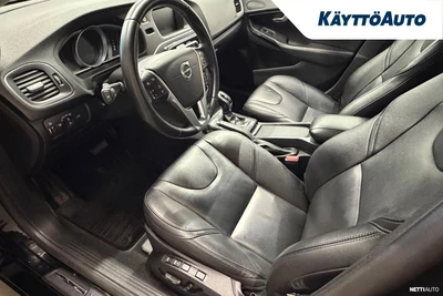 Volvo V40 2018, photo 5/23