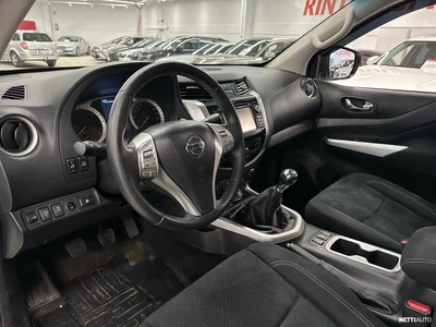 Nissan Navara 2017, photo 7/20