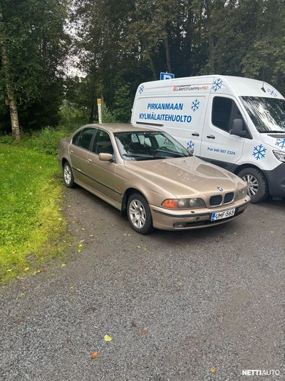 BMW 520 2000, photo 2/6