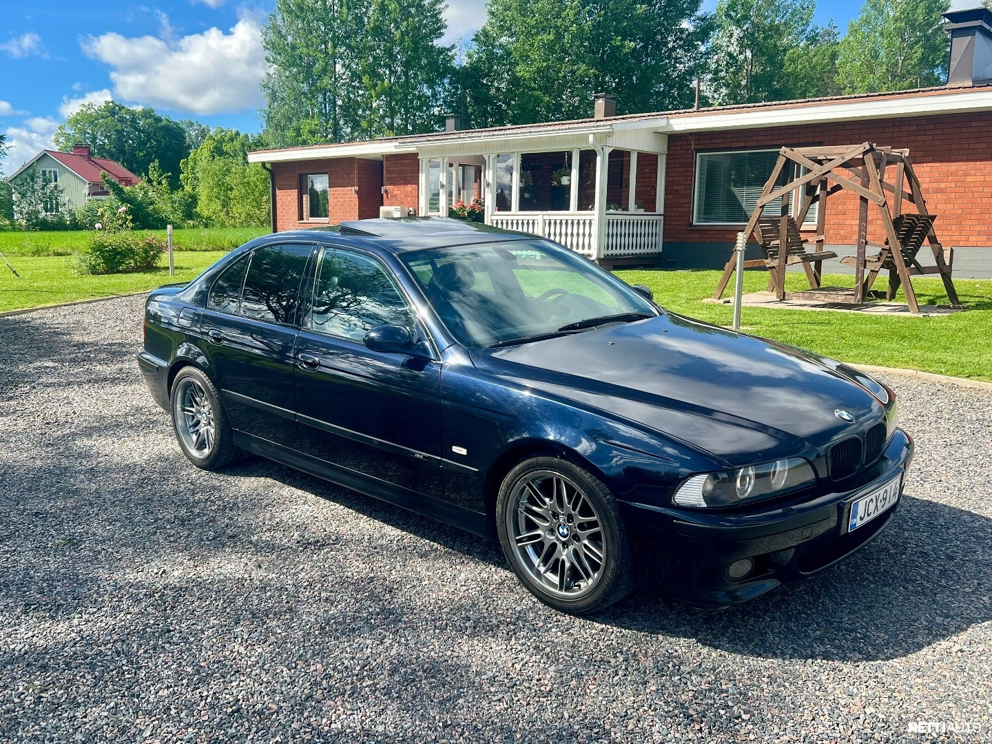 BMW M5