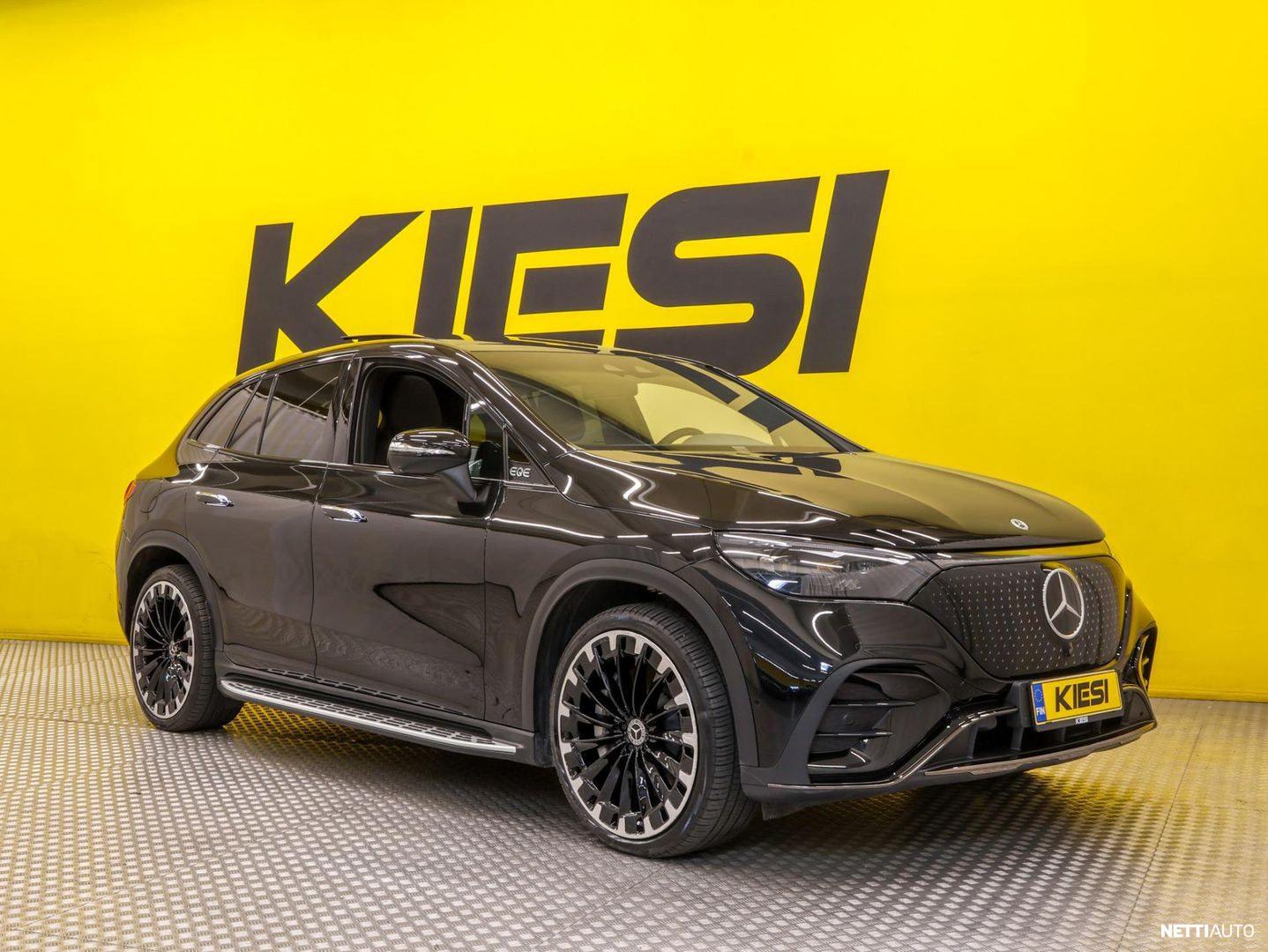 Mercedes-Benz EQE SUV