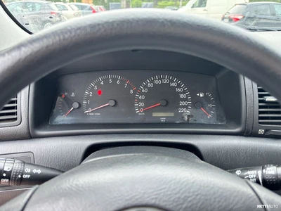 Toyota Corolla 2002, photo 6/17