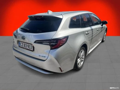 Toyota Corolla 1.8 Hybrid Touring Sports 2021, kuva 3/4