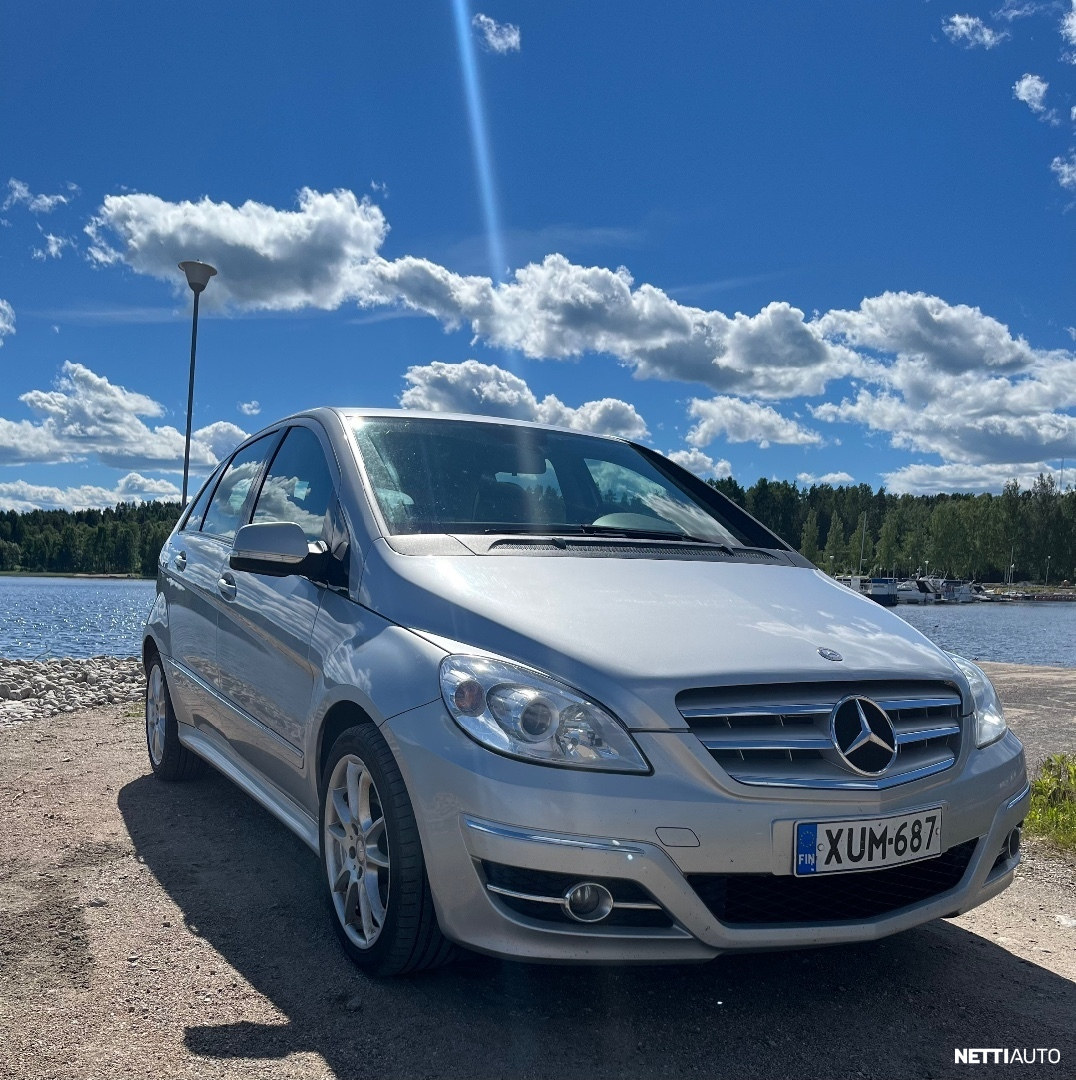 Mercedes-Benz B