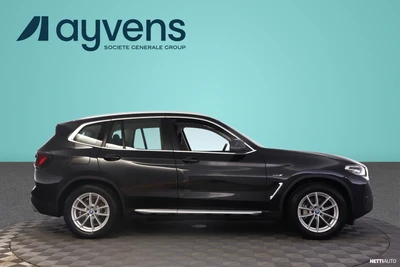 BMW X3 G01 xDrive 30e A Charged Edition 2022, kuva 3/10