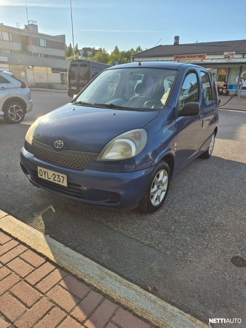 Toyota Yaris Verso 2001, photo 3/8