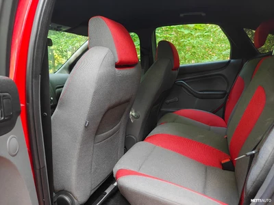 Ford Focus ST 225 2008, photo 6/7
