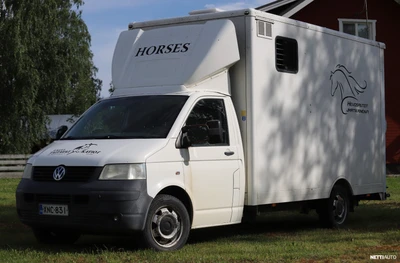 Volkswagen Transporter HEVOSKULJETUSAUTO 2011, photo 5/11