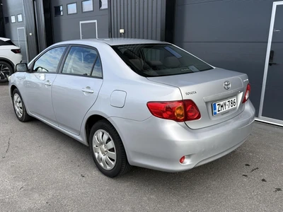 Toyota Corolla 2008, kuva 3/13
