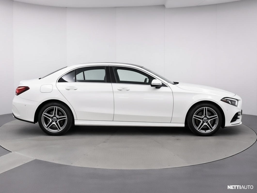 Mercedes-Benz A