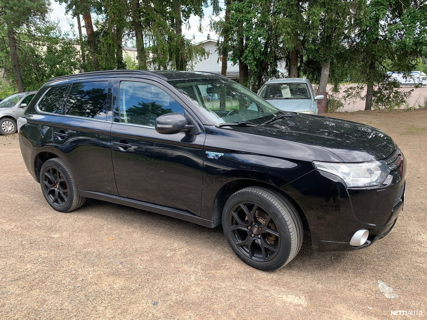 Mitsubishi Outlander PHEV 2014, kuva 3/22