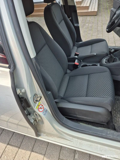 Volkswagen Golf 2012, photo 6/8