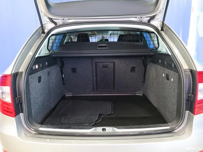 Skoda Superb 2015, kuva 7/24