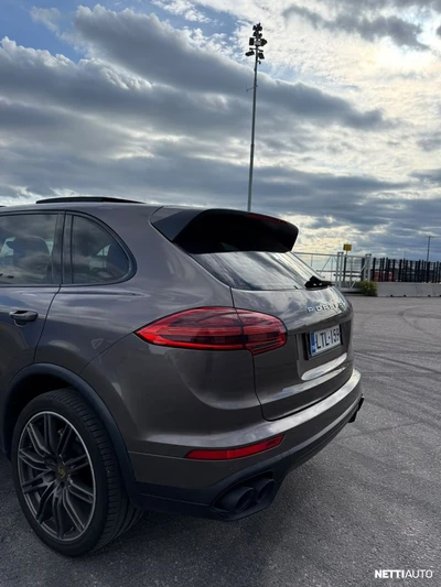 Porsche Cayenne 2015, photo 2/32