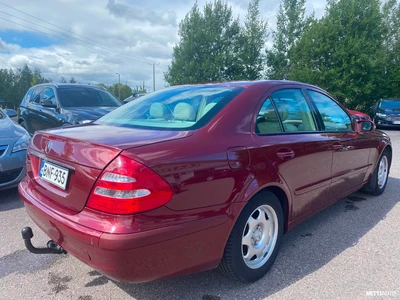 Mercedes-Benz E 2004, kuva 4/10