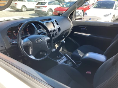 Toyota Hilux Extra Cab 2.5 D-4D SR 4WD 2015, photo 5/7