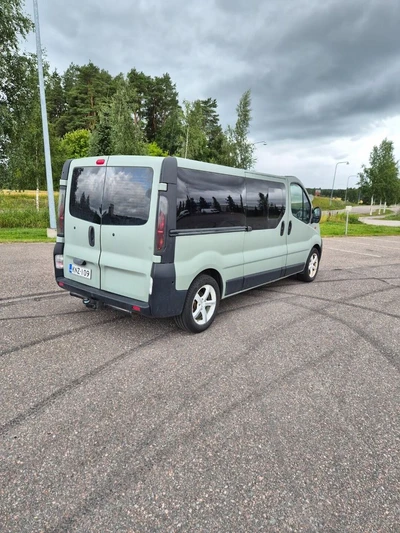 Opel Vivaro 2004, kuva 2/14