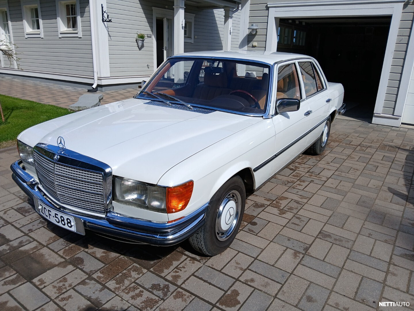 Mercedes-Benz 280
