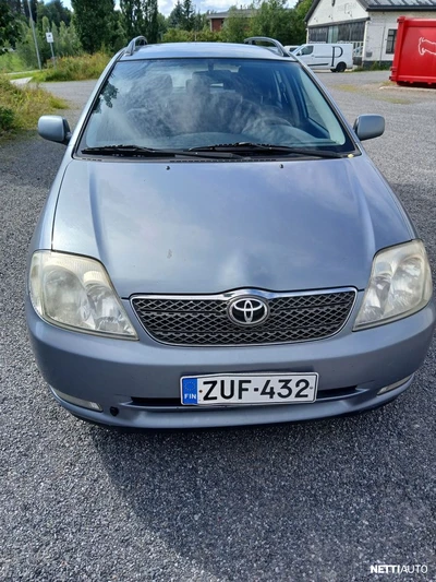 Toyota Corolla 2003, kuva 2/8