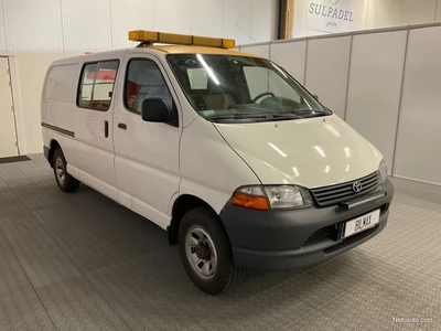 Toyota Hiace 2006, photo 2/6