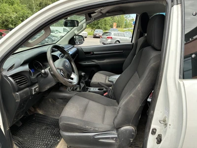 Toyota Hilux 2020, photo 3/5