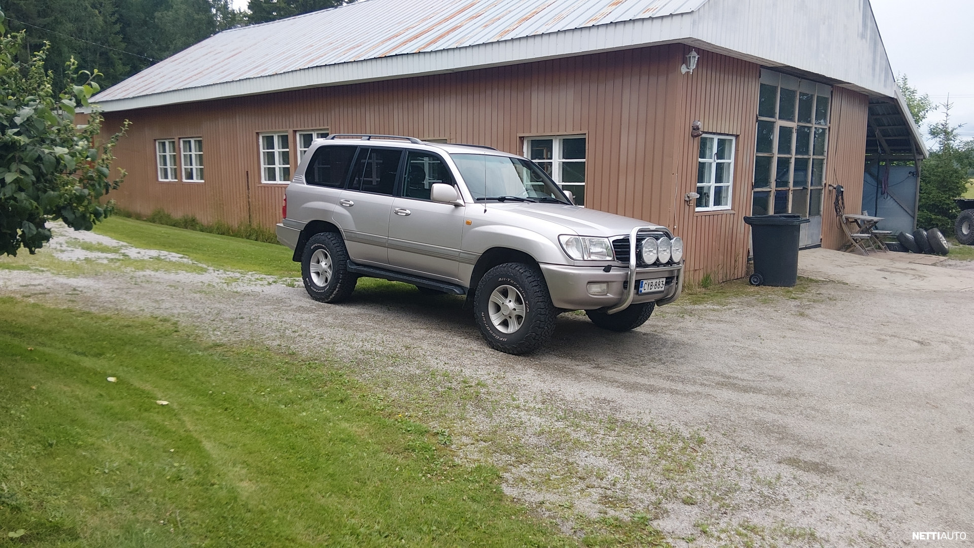 Toyota Land Cruiser