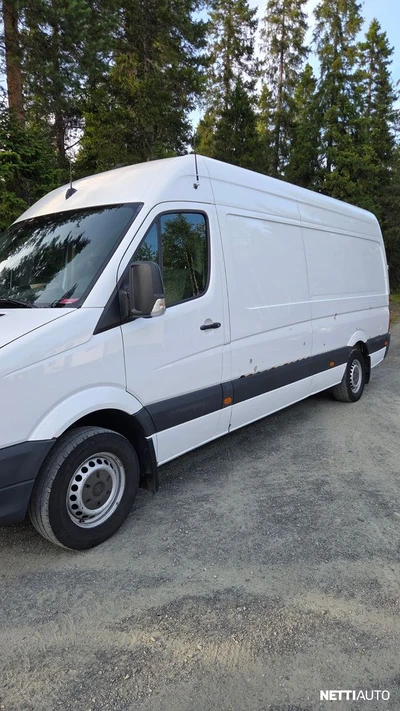 Volkswagen Crafter 2011, photo 2/12
