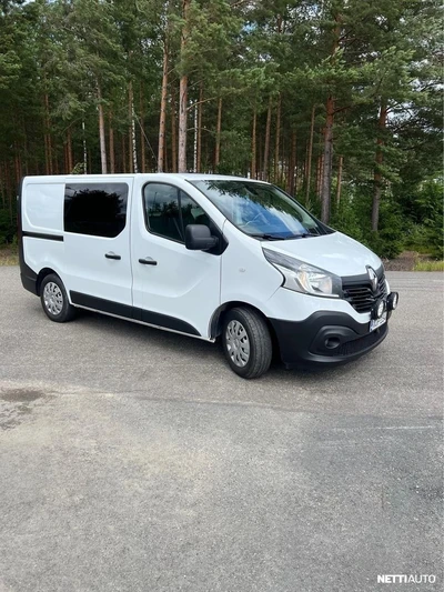Renault Trafic 2018, photo 7/18