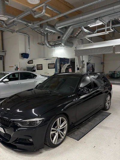 BMW 330 2017, kuva 2/11