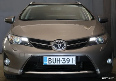 Toyota Auris 2015, photo 4/27