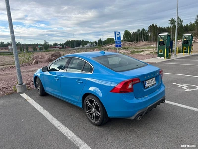 Volvo S60 2014, photo 5/18
