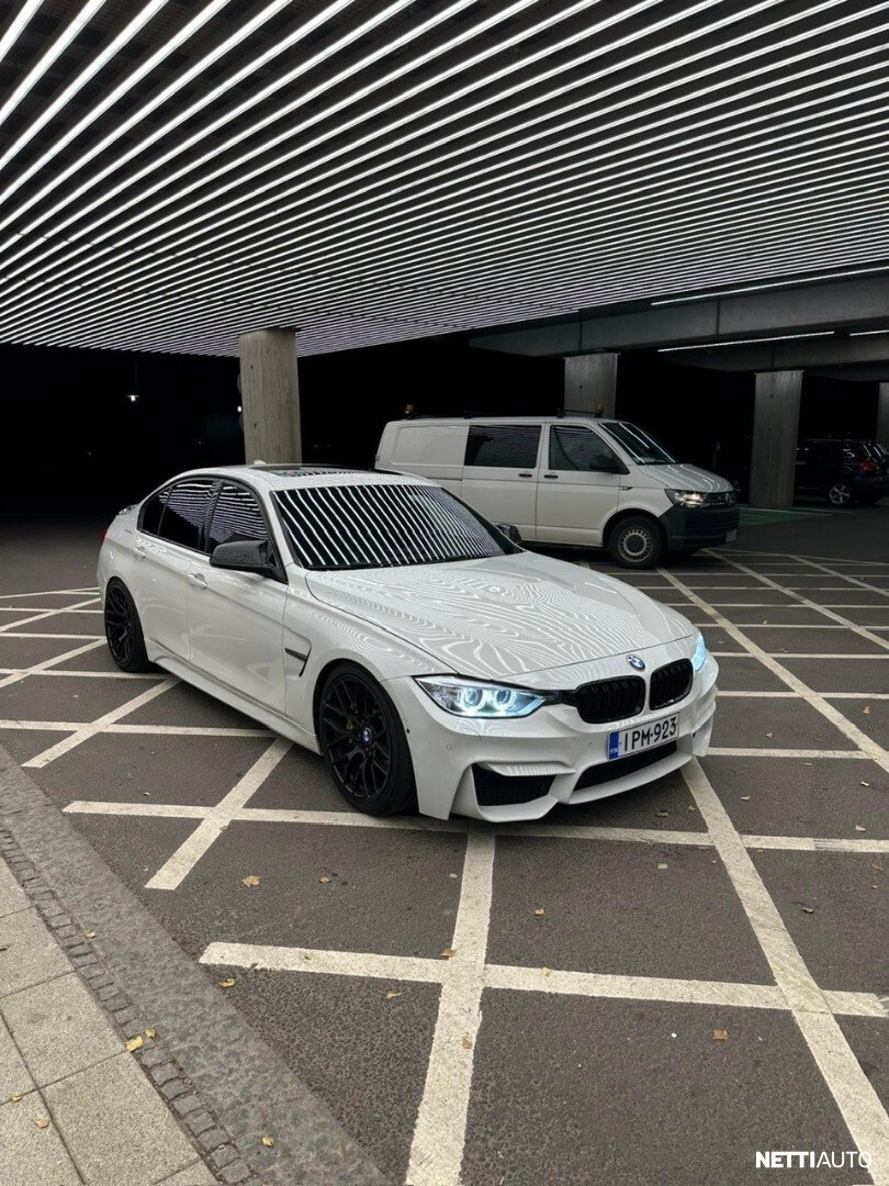 BMW 335