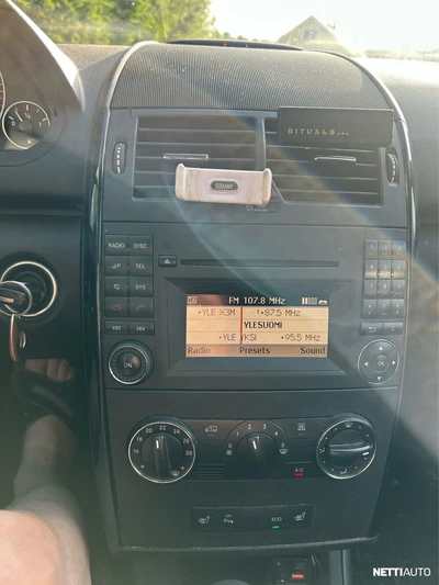 Mercedes-Benz A BE 5D 2010, photo 7/8