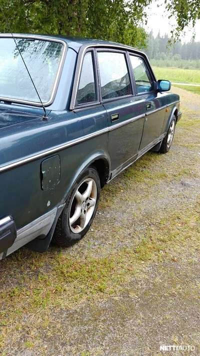 Volvo 240 1987, photo 3/19