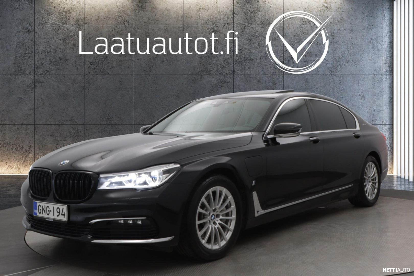 BMW 740
