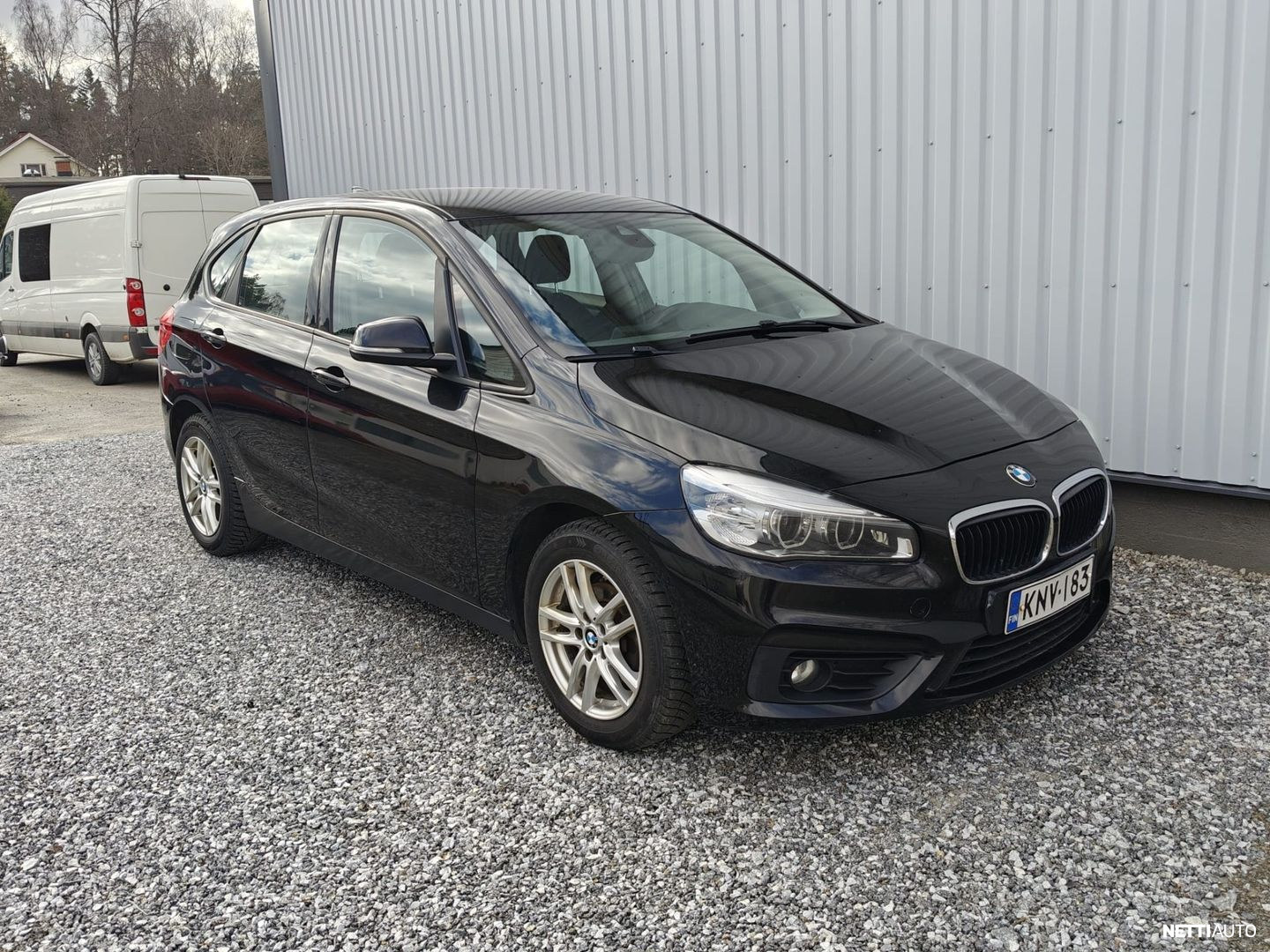 BMW 214