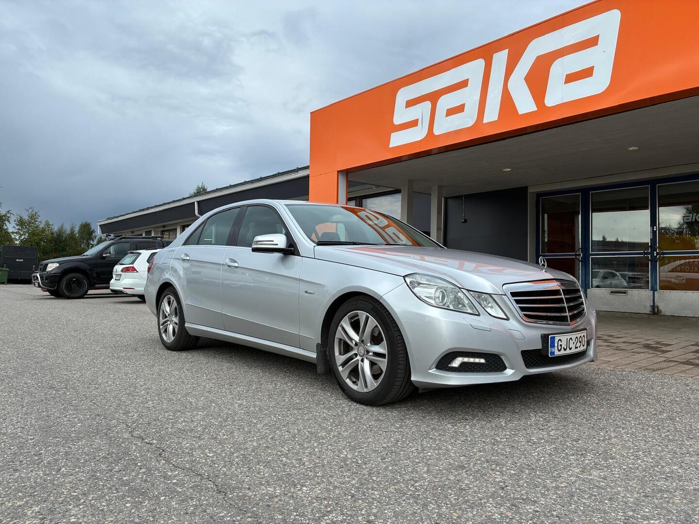 Mercedes-Benz E