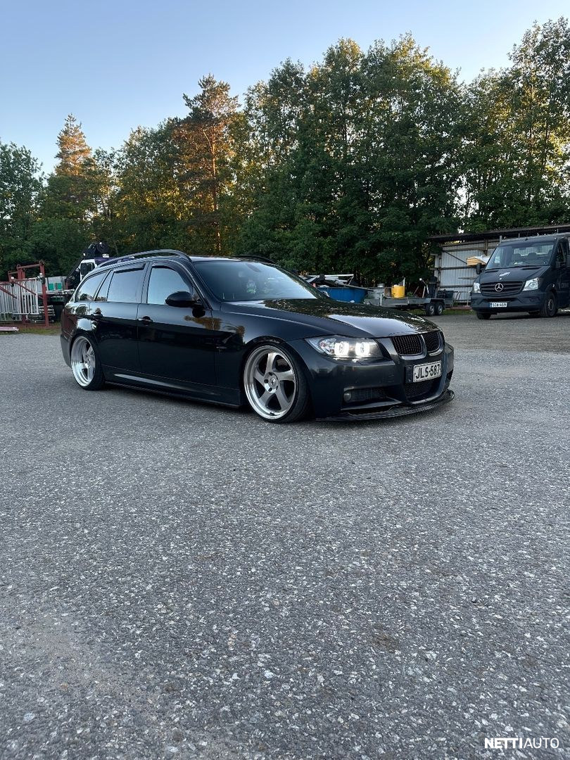 BMW 335