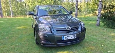 Toyota Avensis 2007, photo 2/11