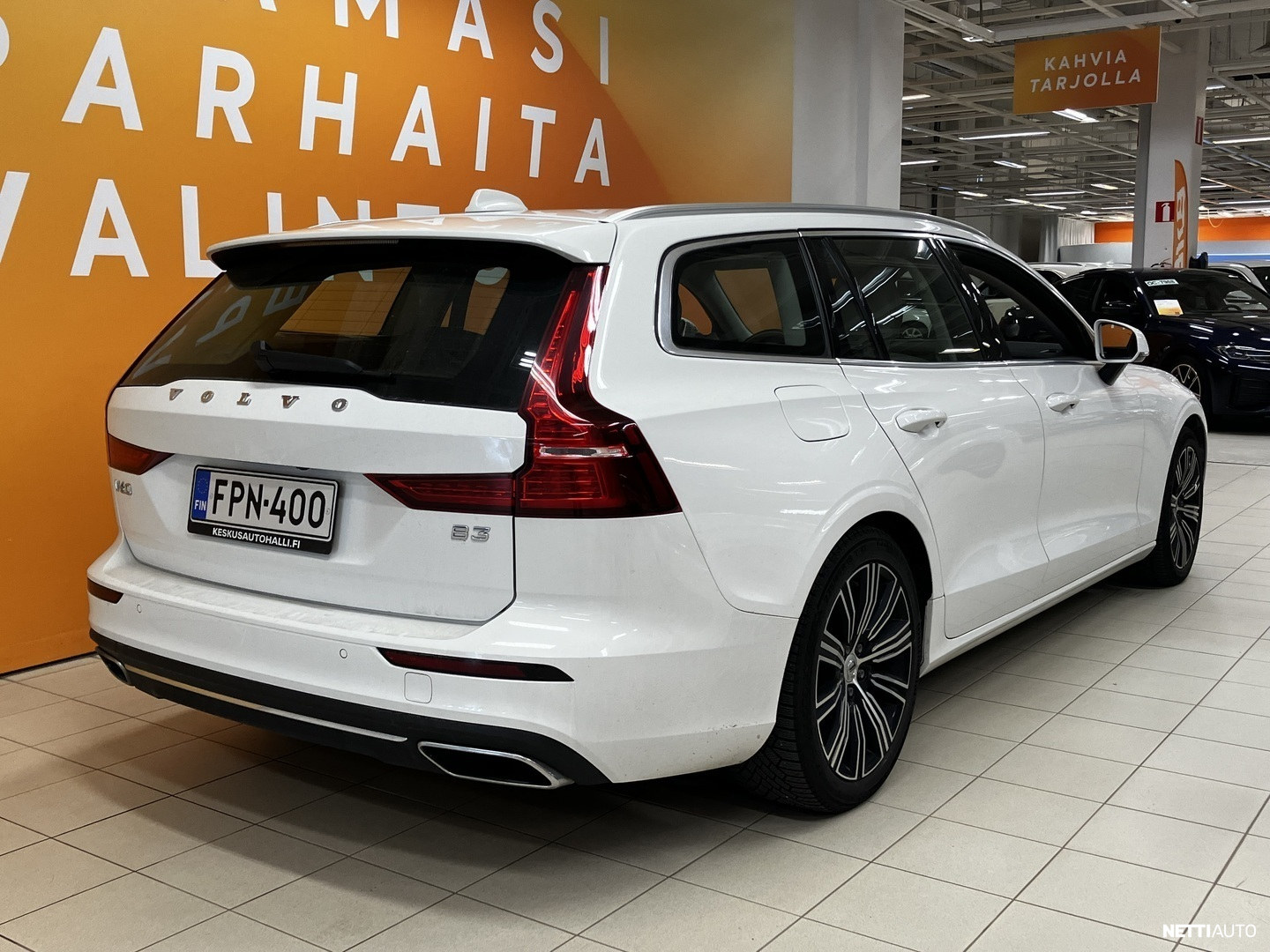 Volvo V60 2021, photo 3/14